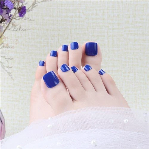 Khoom Xim Toe Nails